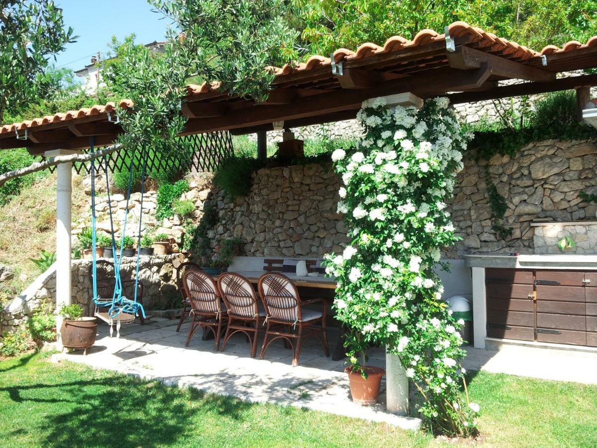 Apartment Orange Klis Bagian luar foto