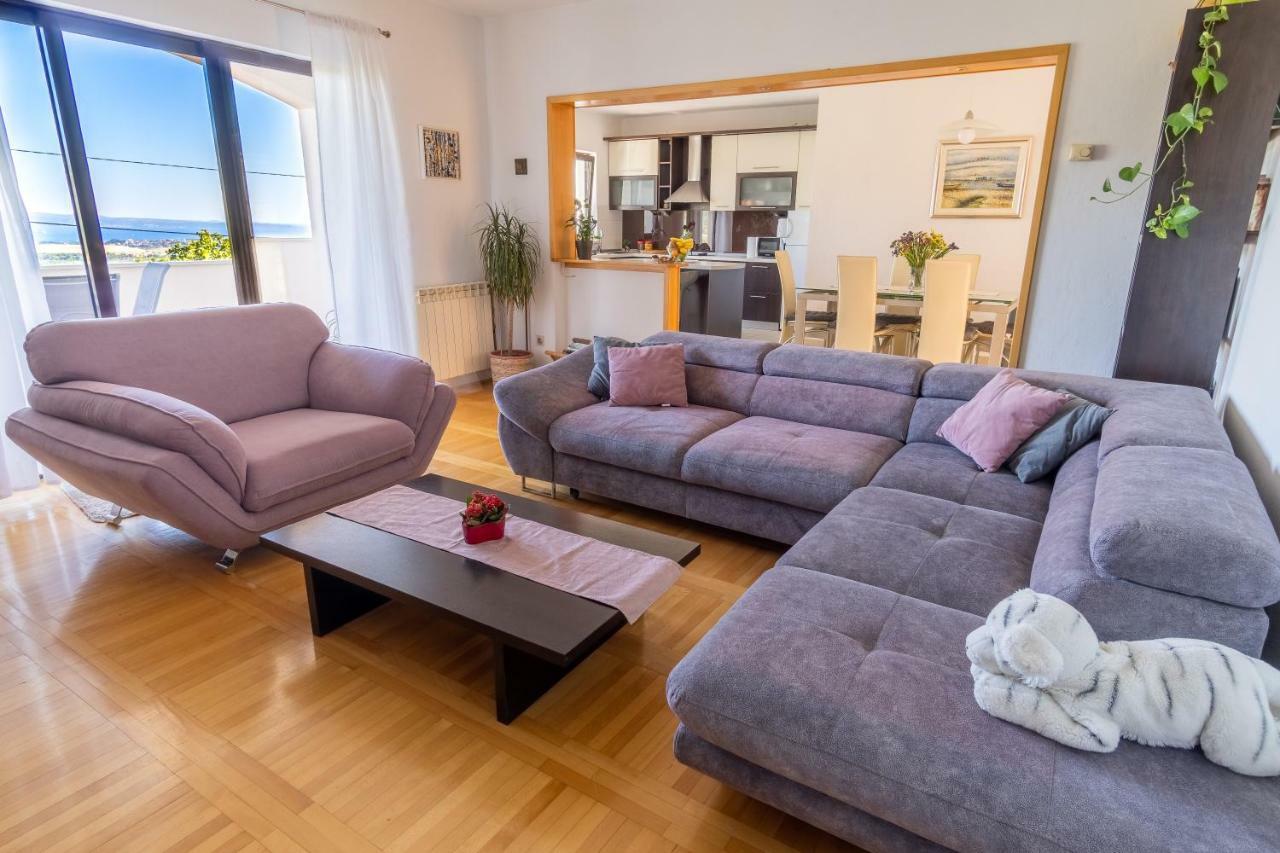 Apartment Orange Klis Bagian luar foto